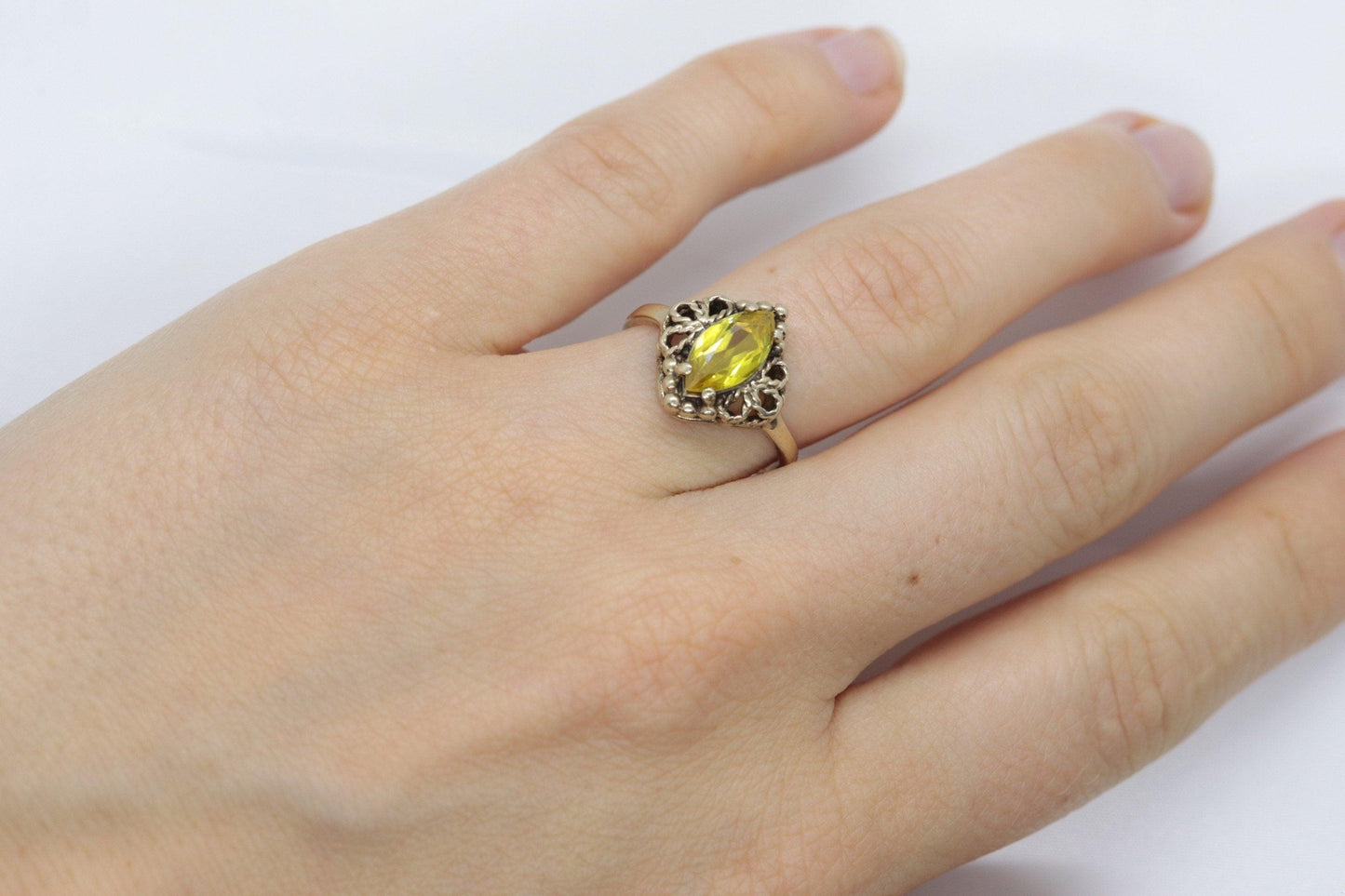 10k Citrine Marquise filigree set Ring. Citrine cocktail statement ring.