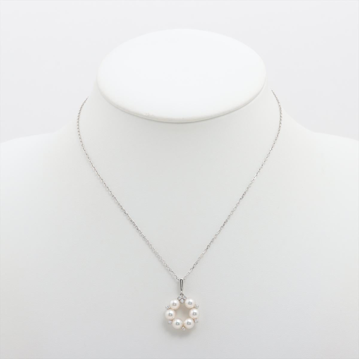 Mikimoto Pendant. Vintage 18k White Gold Mikimoto Pearl Diamond Necklace wreath