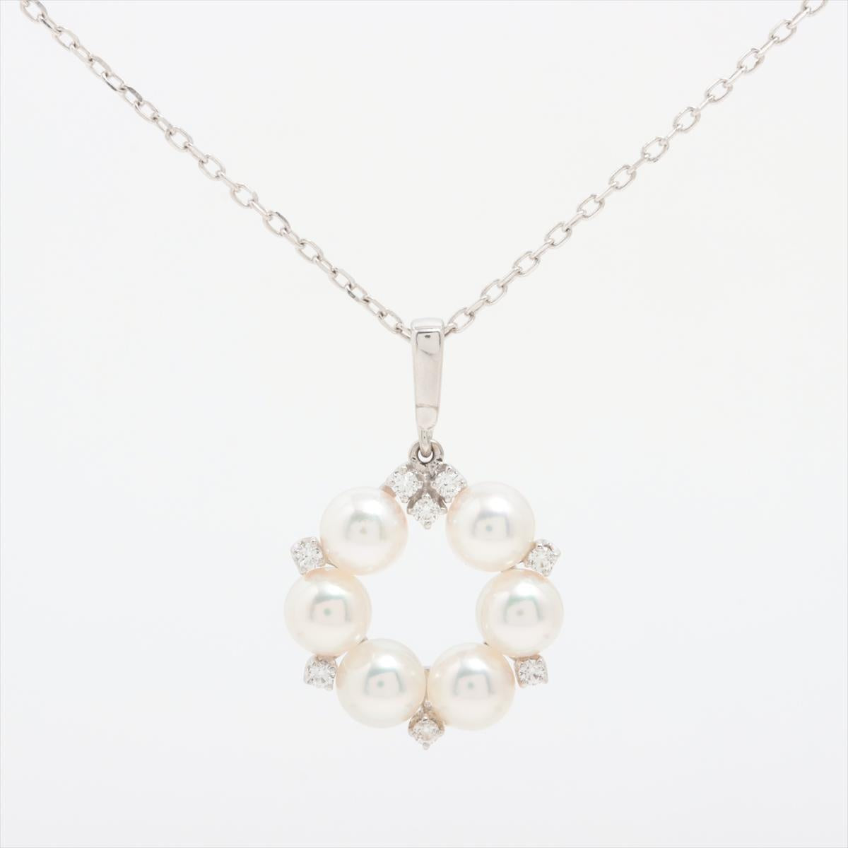 Mikimoto Pendant. Vintage 18k White Gold Mikimoto Pearl Diamond Necklace wreath