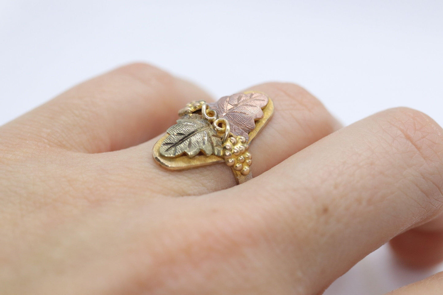 Black Hills Gold Ring. 10k Multi-Tone Black Hills Gold Filigree Ring.