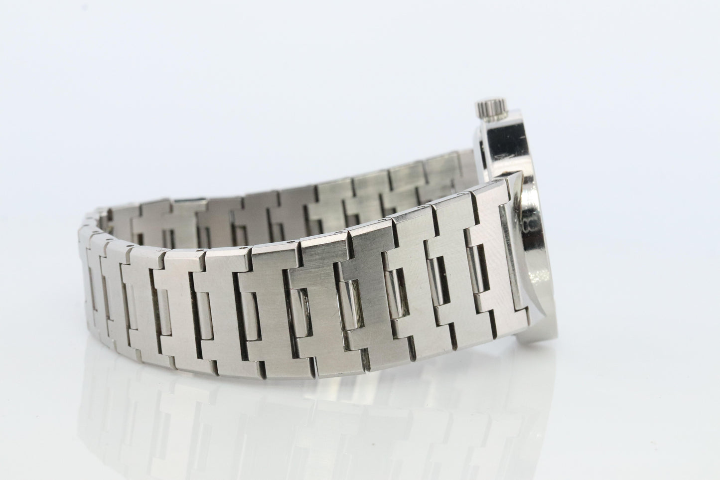 Bulgari Watch. Bvlgari BB 33 SS Automatic Mens watch. Stainless Steel