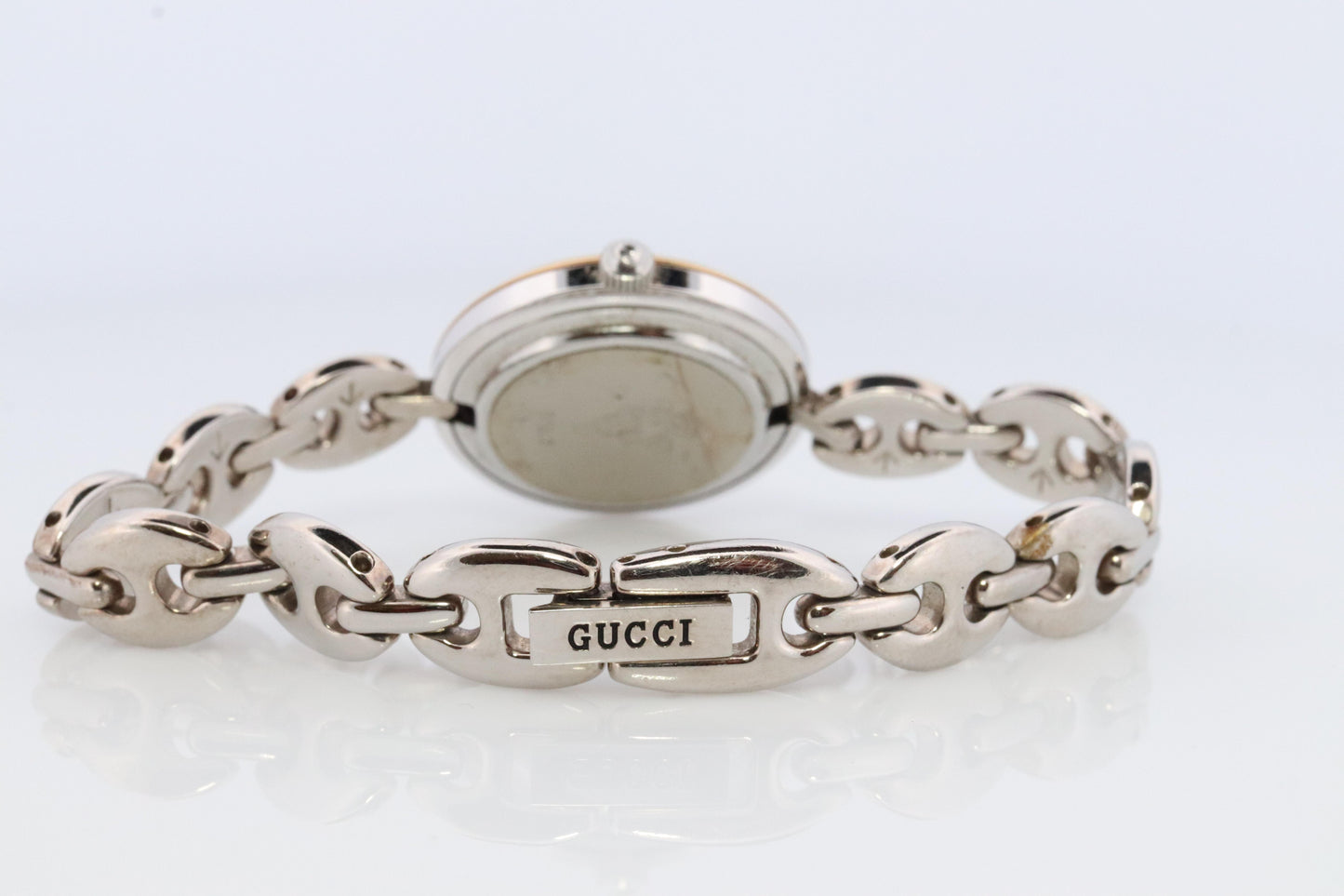 Vintage GUCCI Quartz 11/12.2 Watch Timepiece. Gucci Ladies Silver watch BOX