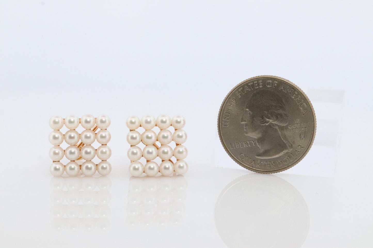 Mikimoto Earrings. Vintage 14k Gold Mikimoto Pearl cluster Clip Ons. Unpierced