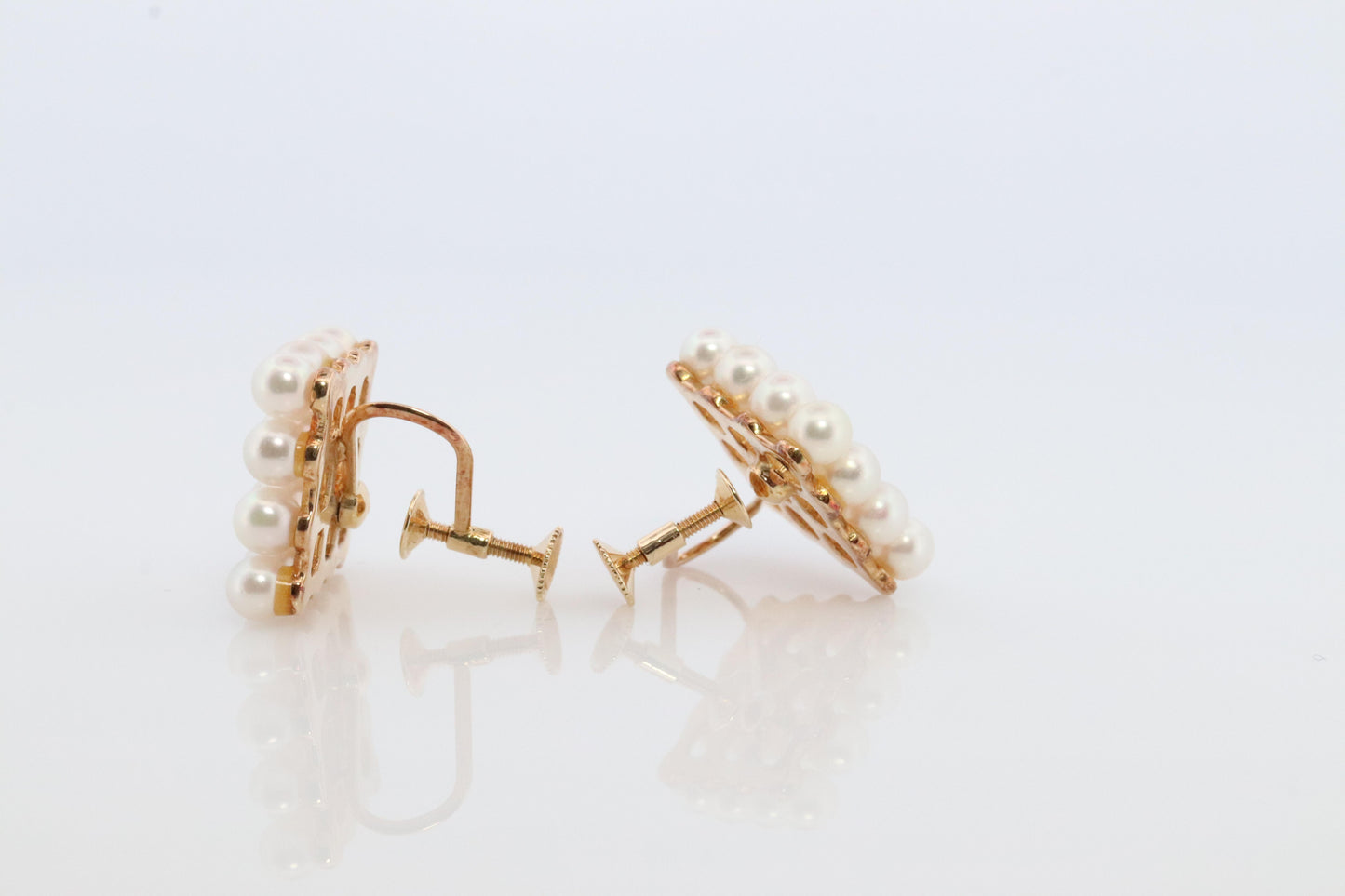 Mikimoto Earrings. Vintage 14k Gold Mikimoto Pearl cluster Clip Ons. Unpierced