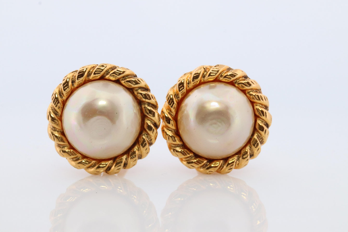 Chanel Earrings. Genuine CHANEL Mabe Pearl Coil Weave Clip on earrings.