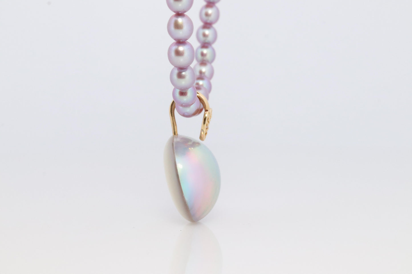 Tasaki Necklace. 18k Tasaki Japanese Mabe Pearl and Gray/Bluish Pearl Necklace