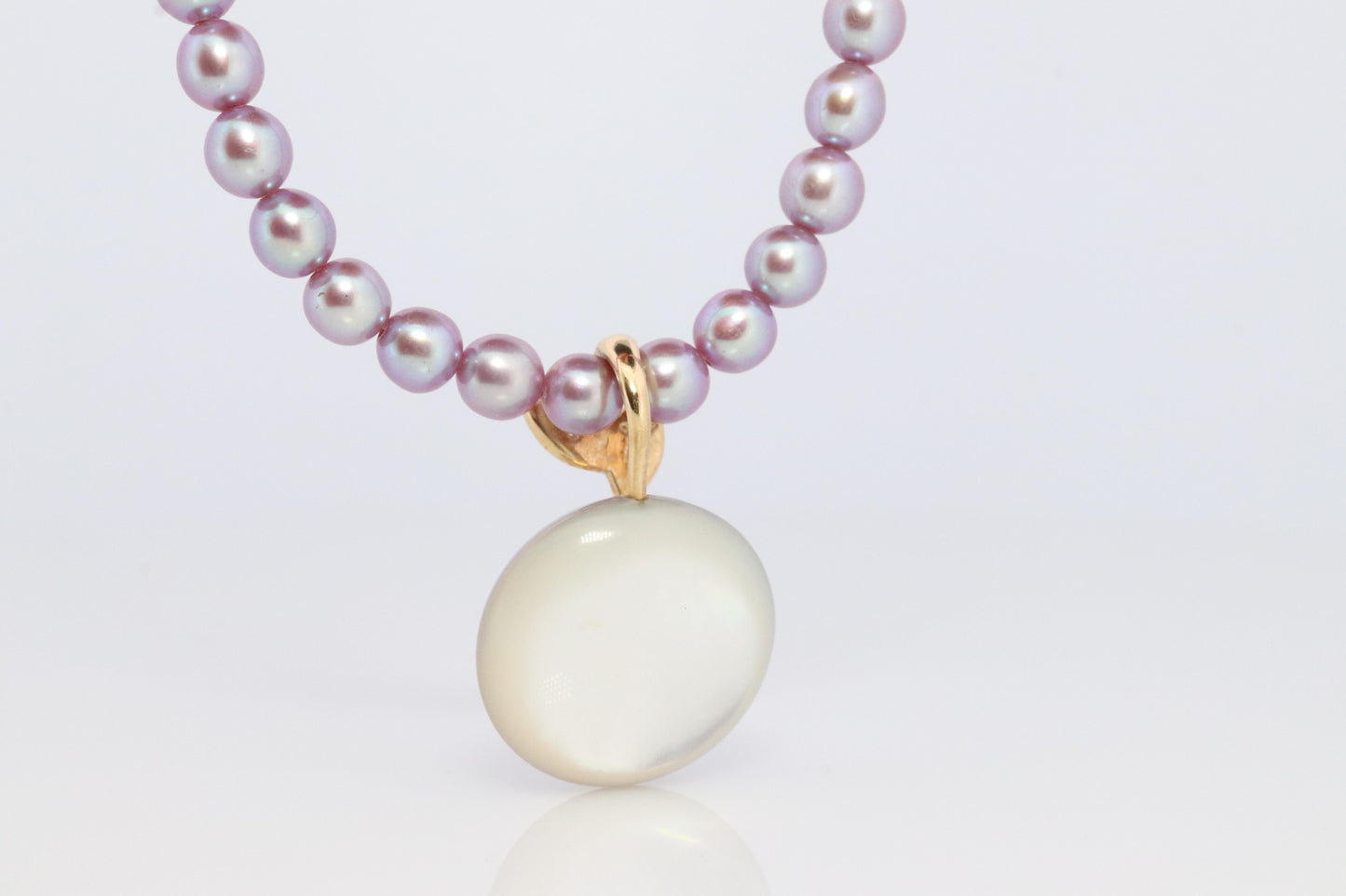 Tasaki Necklace. 18k Tasaki Japanese Mabe Pearl and Gray/Bluish Pearl Necklace
