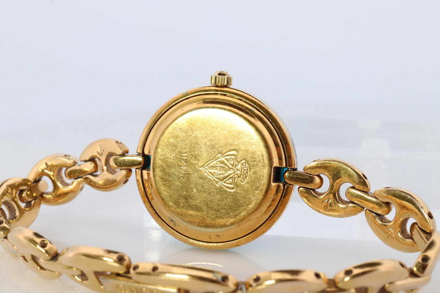Vintage GUCCI Quartz 11/12.2 Watch Timepiece. Gucci Ladies Gold watch BOX