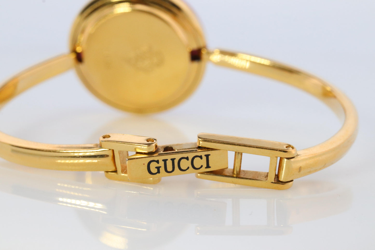 Vintage GUCCI Quartz 11/12.2 Watch. Gucci Ladies Bangle Interchange Bezel watch