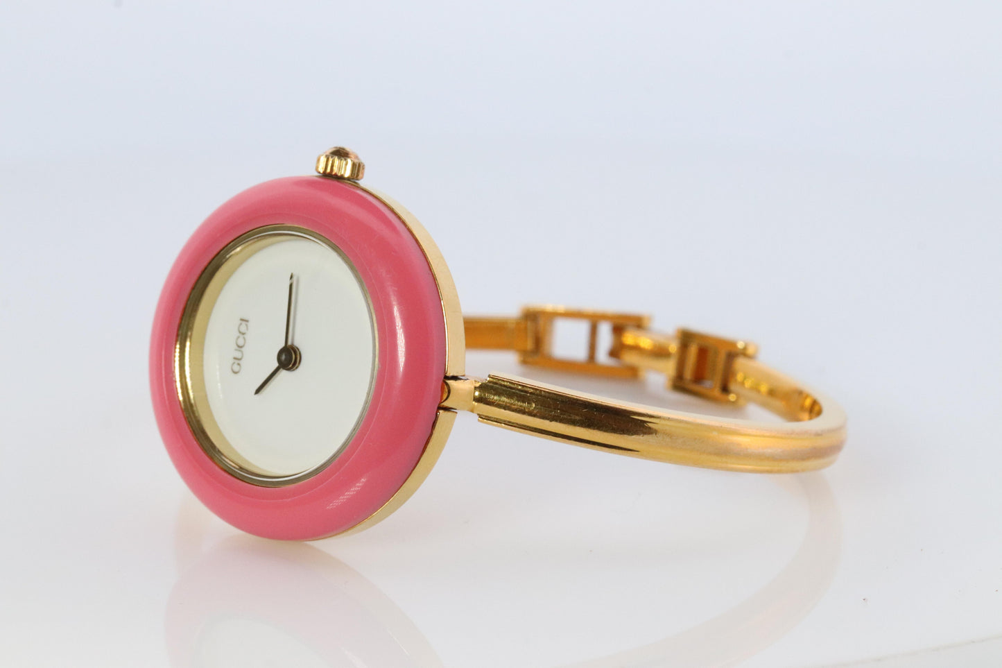 Vintage GUCCI Quartz 11/12.2 Watch. Gucci Ladies Bangle Interchange Bezel watch