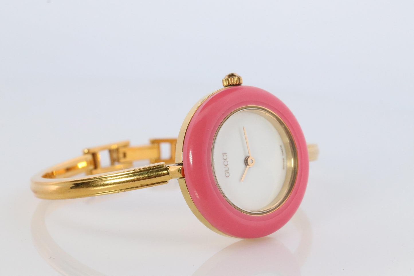Vintage GUCCI Quartz 11/12.2 Watch. Gucci Ladies Bangle Interchange Bezel watch