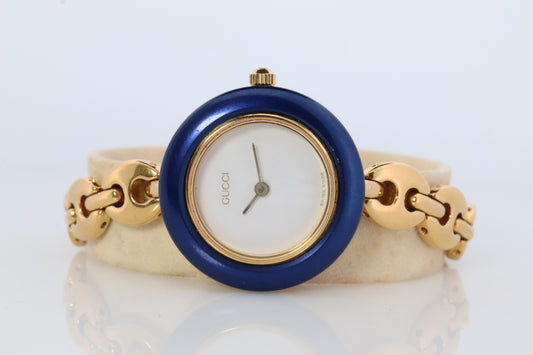 Vintage GUCCI Quartz 11/12.2  Watch Timepiece. Gucci Ladies Gold watch BOX