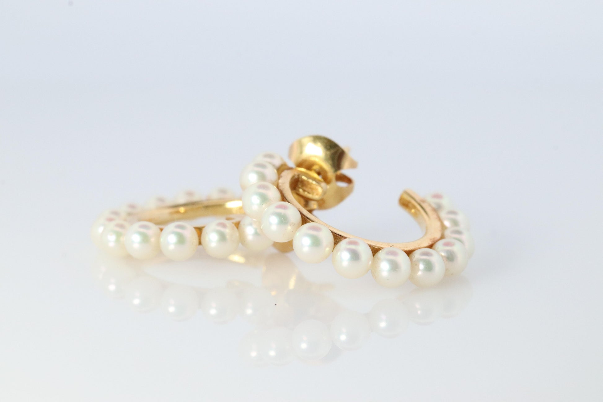Mikimoto Earrings. Vintage 18k Gold Mikimoto Pearl Hoops. Pearl Cluster