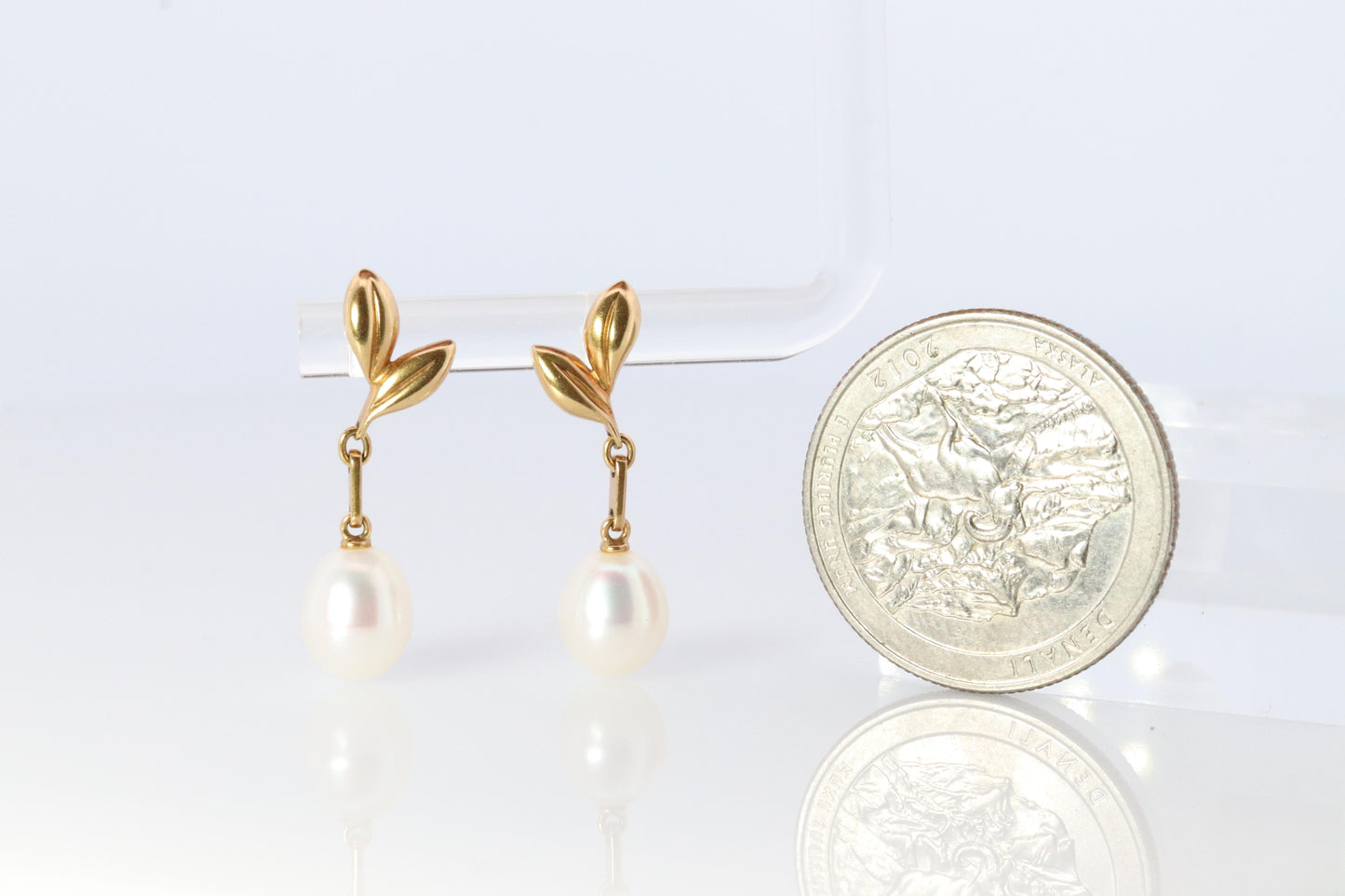 Mikimoto Earrings. Vintage 14k Gold Mikimoto Pearl Dangle Earrings.