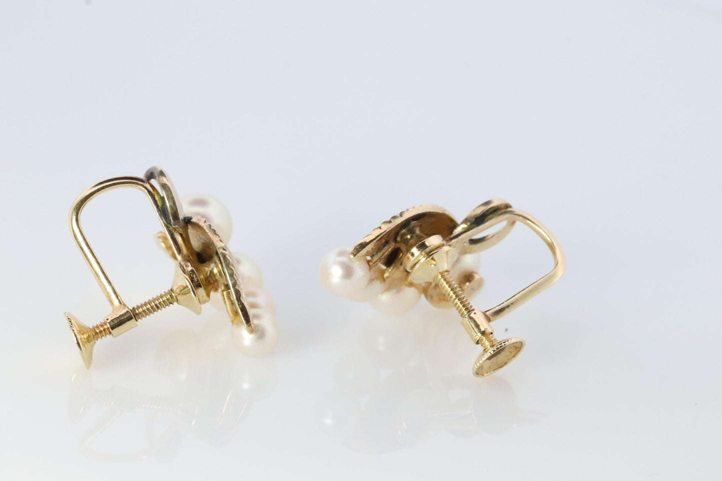 Mikimoto Earrings. Vintage 14k Gold Mikimoto Pearl cluster Clip Ons. Unpierced