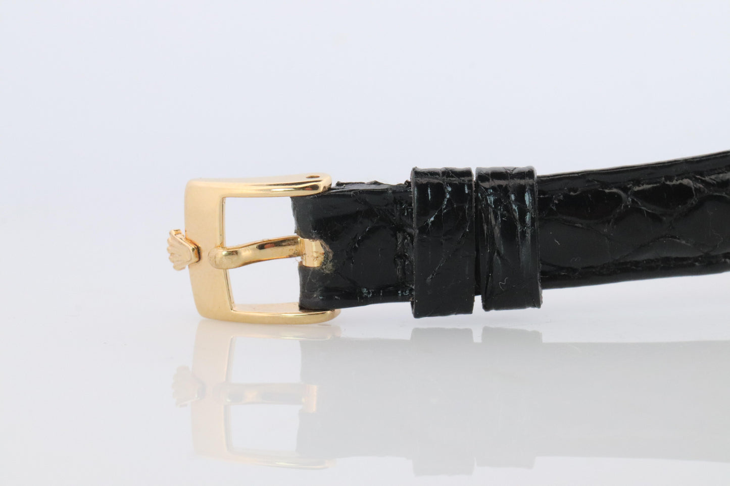 Genuine 18k Rolex Cellini 4160 Watch. 18k YG Ladies Rolex CELLINI Diamond Barrel