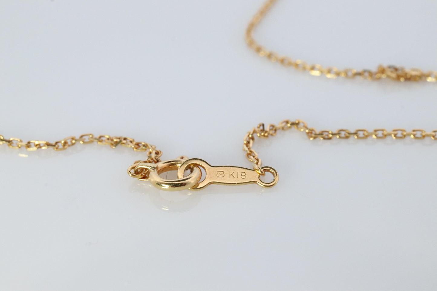 Mikimoto Pendant. 18k Yellow Gold Mikimoto Pearl Ruby Necklace.