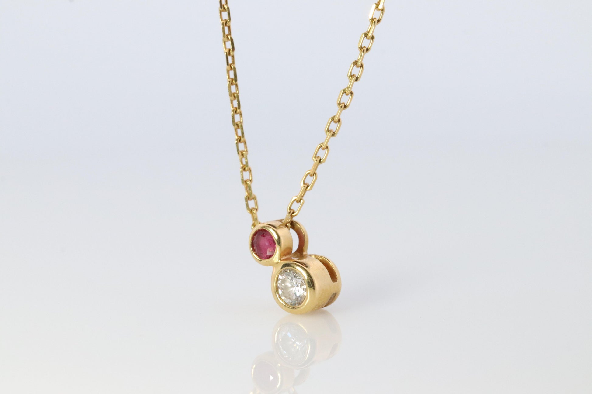 Mikimoto Pendant. 18k Yellow Gold Mikimoto Diamond Ruby Solitaire Necklace.