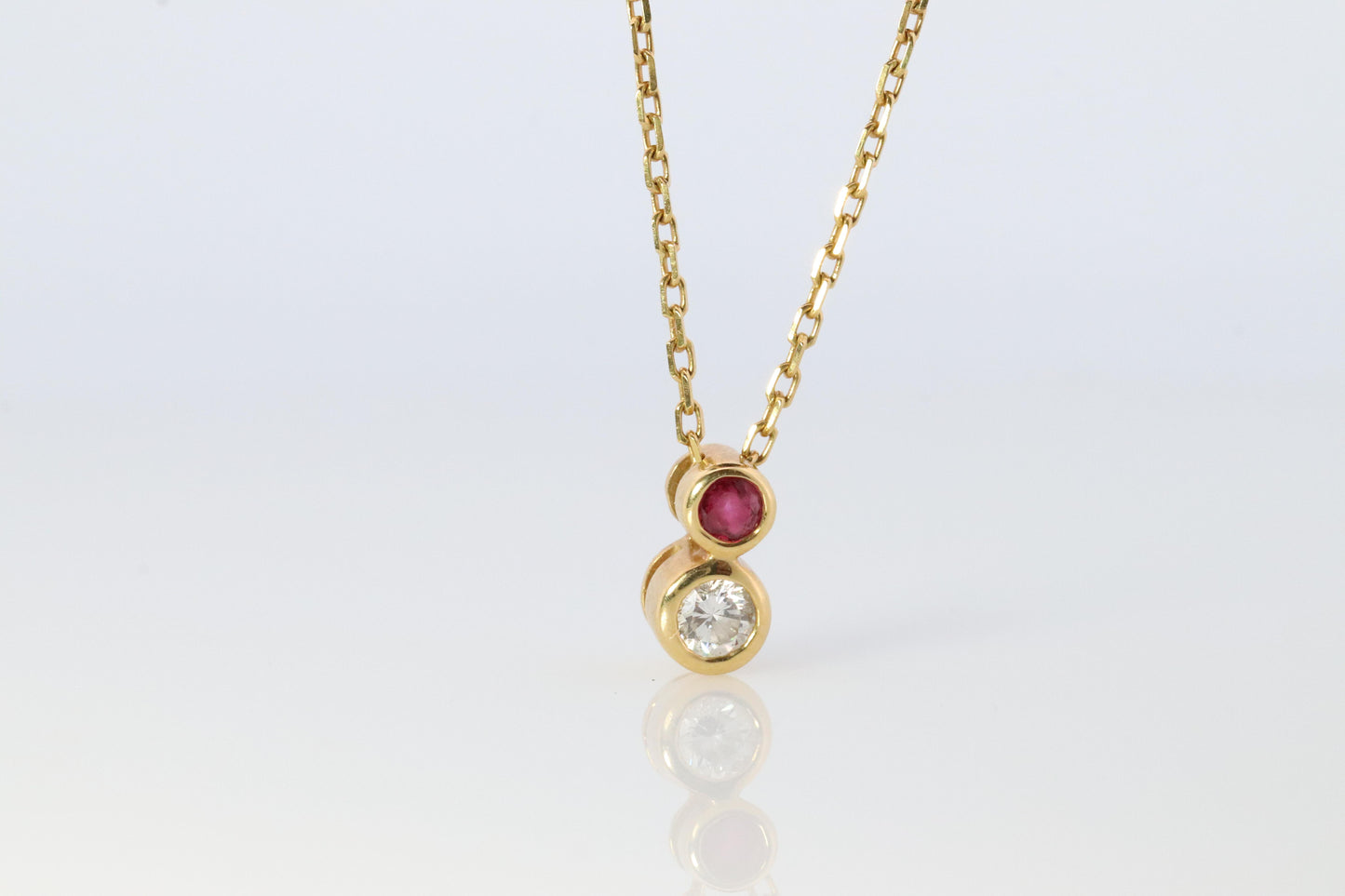 Mikimoto Pendant. 18k Yellow Gold Mikimoto Diamond Ruby Solitaire Necklace.