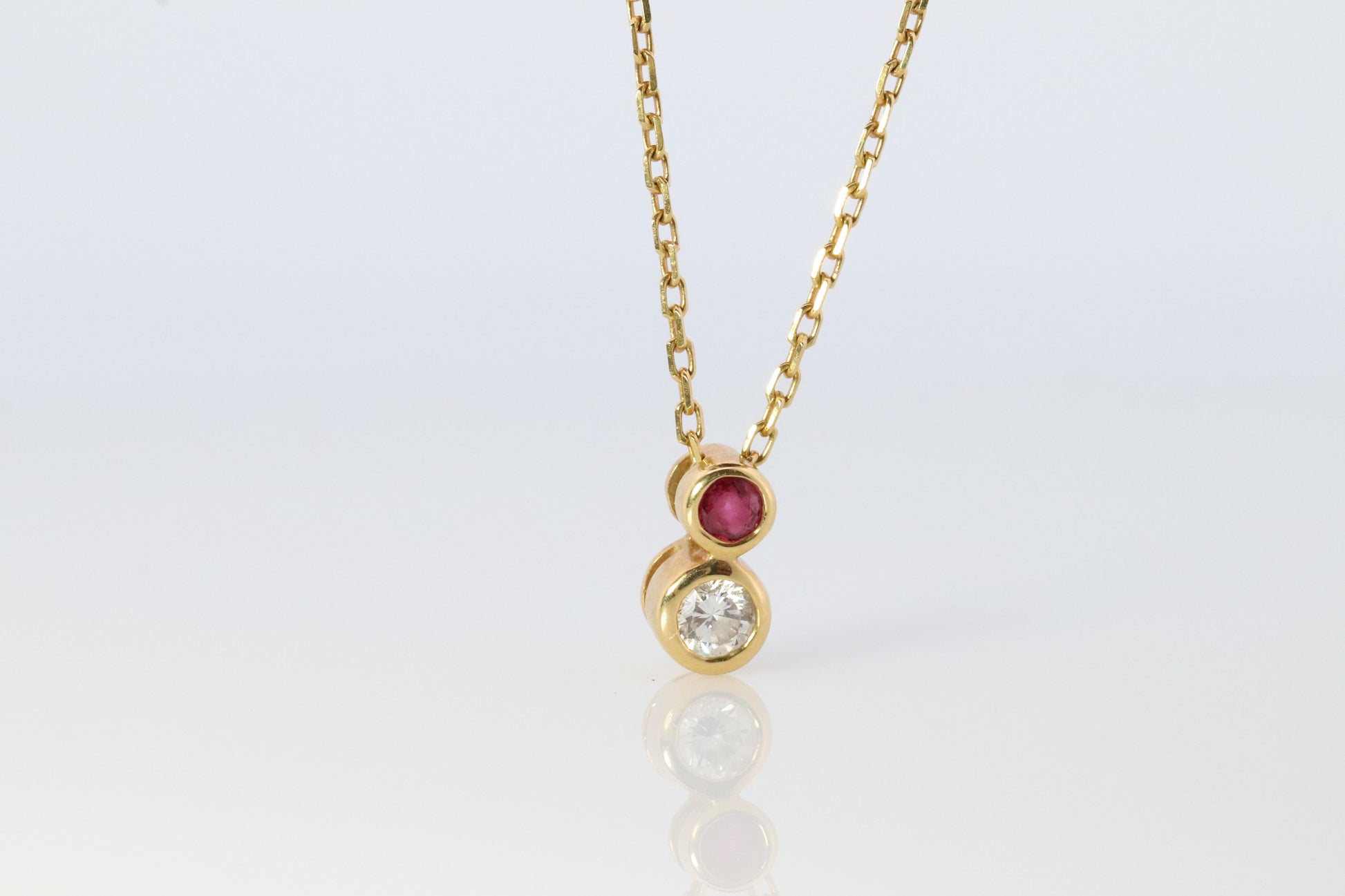 Mikimoto Pendant. 18k Yellow Gold Mikimoto Diamond Ruby Solitaire Necklace.