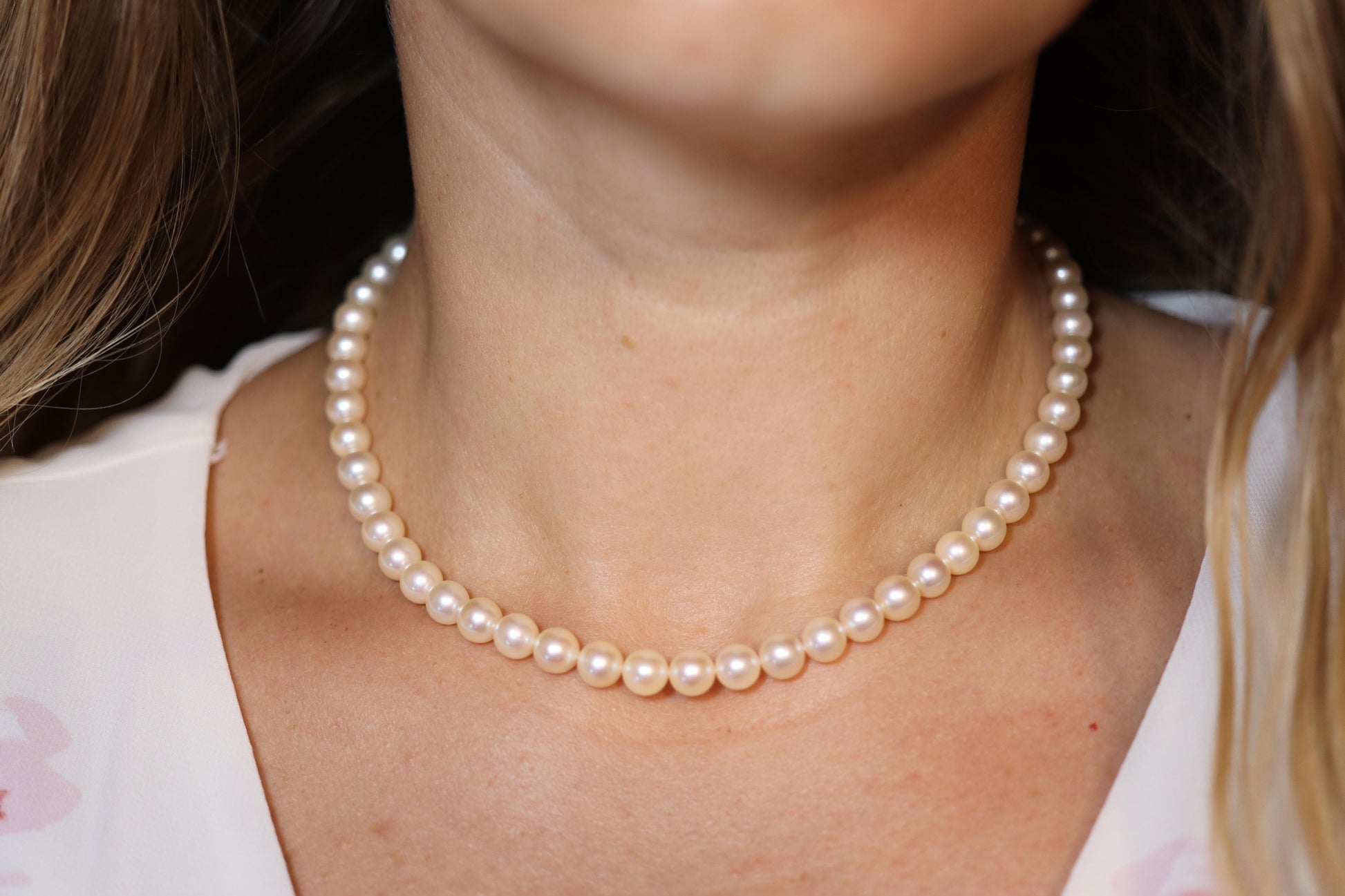 TASAKI 14k White Gold Pearl Necklace. 7mm Pearls Necklace. Japanese Pearls.