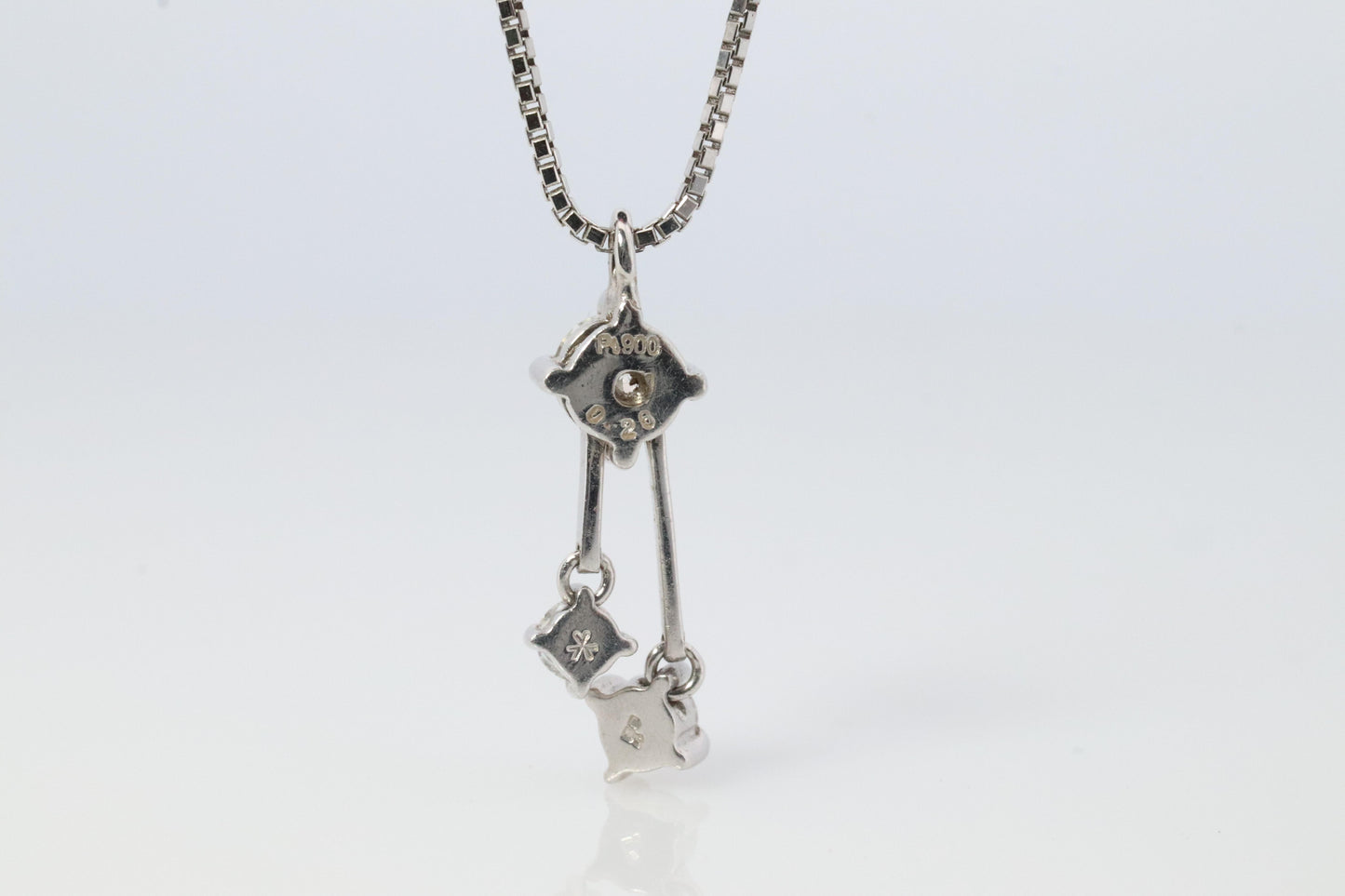 Diamond Dangle Tassel pendant. Platinum Pt900 Round diamond 0.26CT Necklace