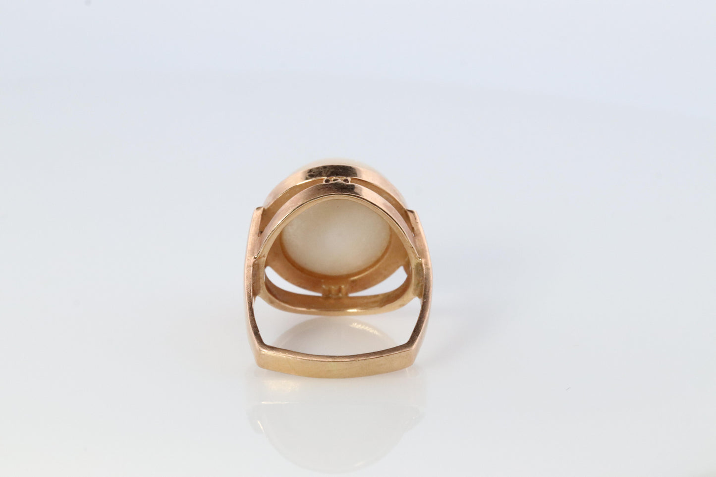 TASAKI Ring. Genuine 14k MABE Pearl Solitaire. Large Mabe pearl 14k yellow gold