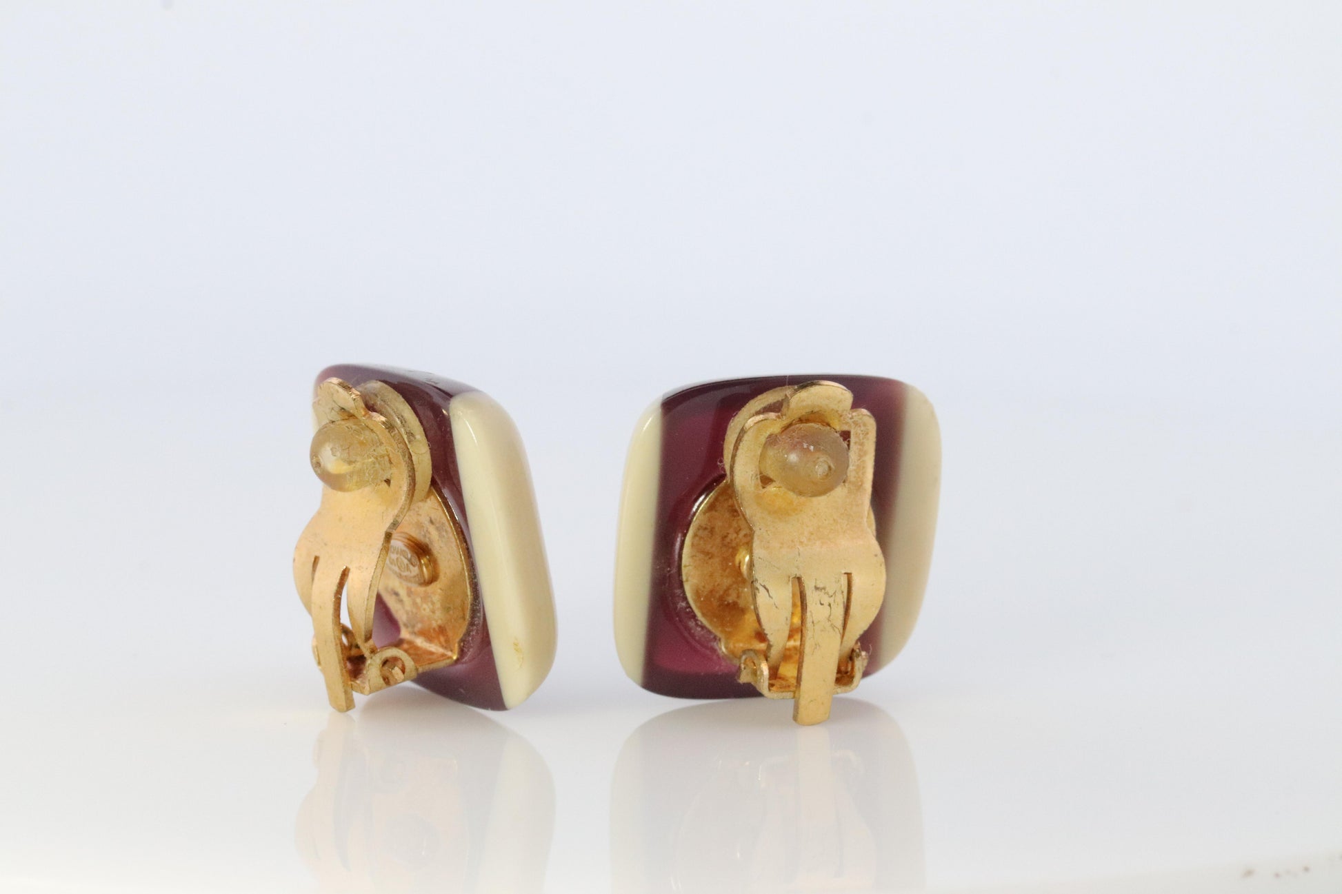 Chanel Earrings. Genuine CC CHANEL Round LOGO Clip on earrings Plastic Square