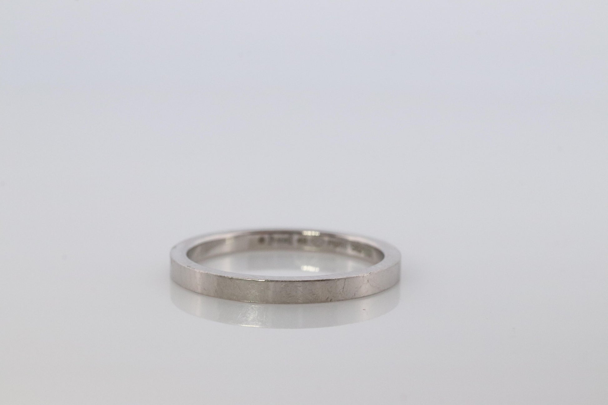 Piaget Ring. Genuine PIAGET PT950 Platinum Square Wedding Band.