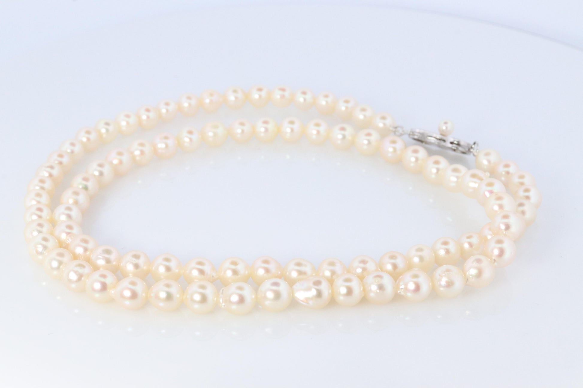 MIKIMOTO Sterling Silver Pearl Necklace. 6mm Blister Pearls Necklace Mikimoto