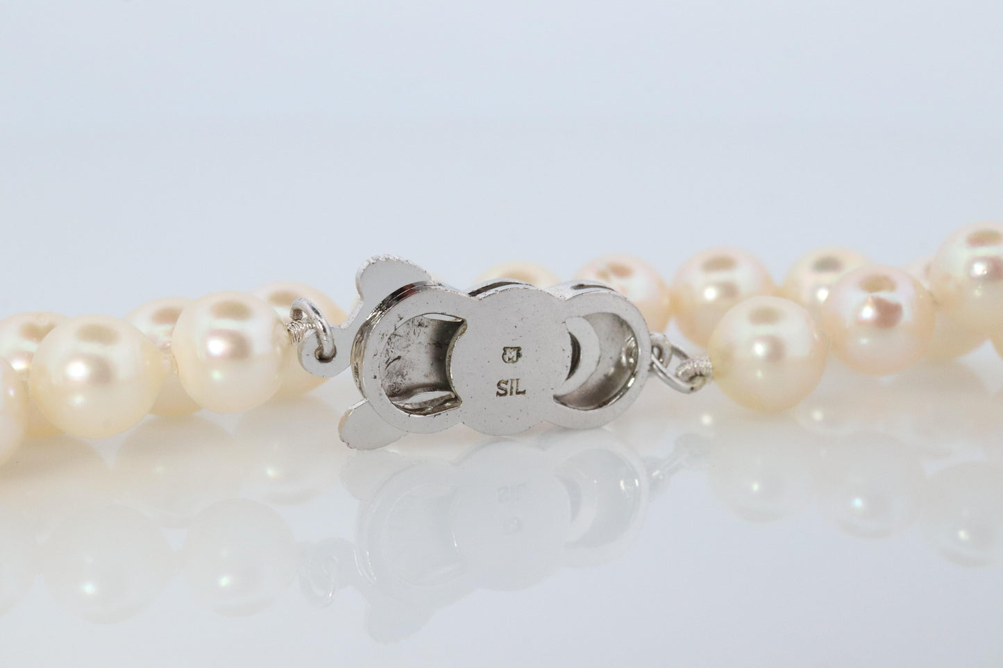 MIKIMOTO Sterling Silver Pearl Necklace. 6mm Blister Pearls Necklace Mikimoto