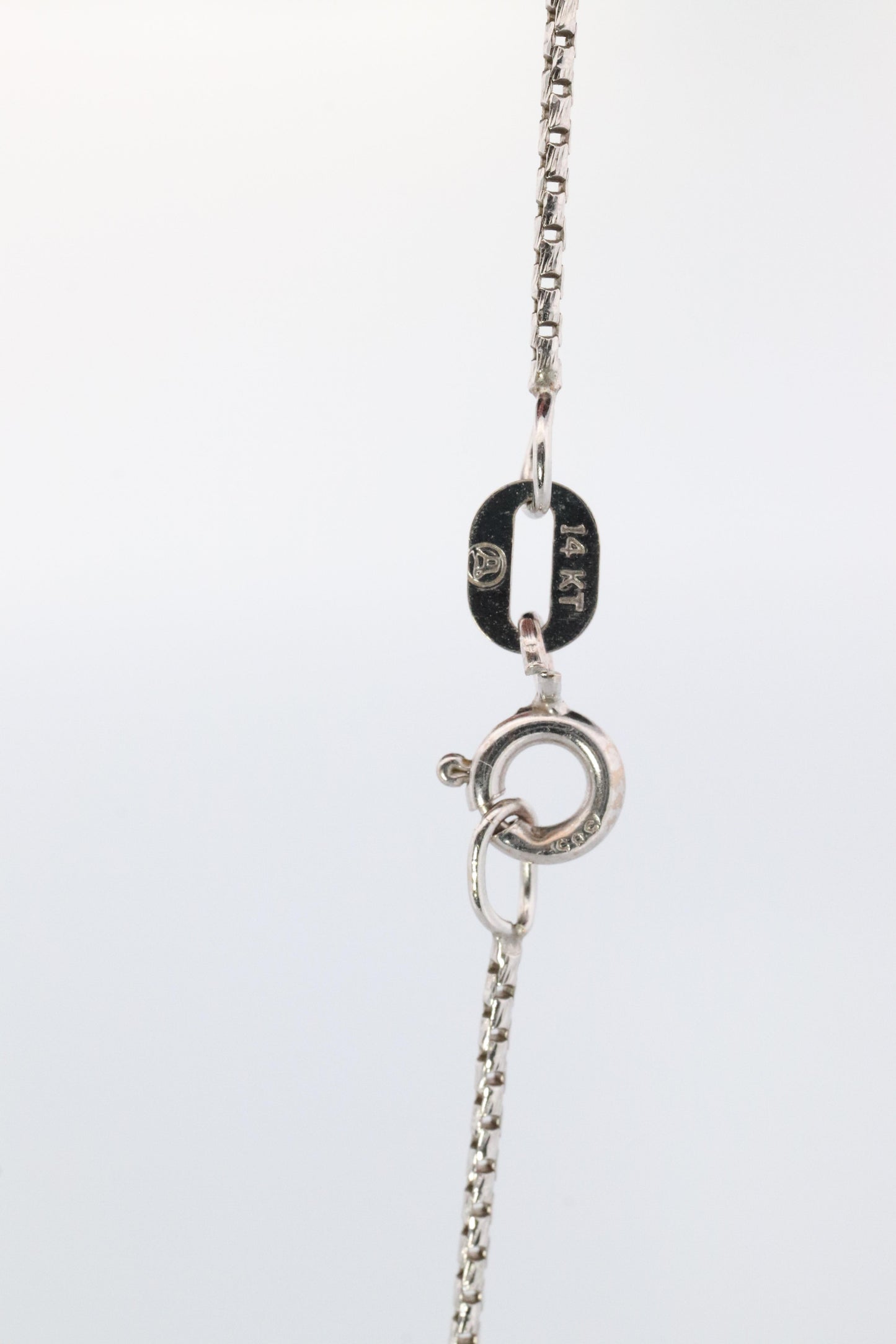 Blue Sapphire diamond Journey pendant. 14k Gold Princess Sapphires Necklace