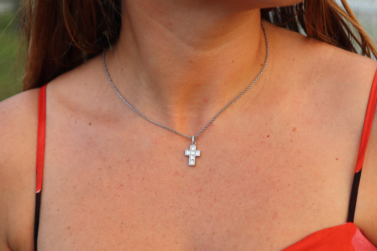 Genuine Cartier Cross Diamond Pendant 950 PT Diamond Illusion Charm Necklace