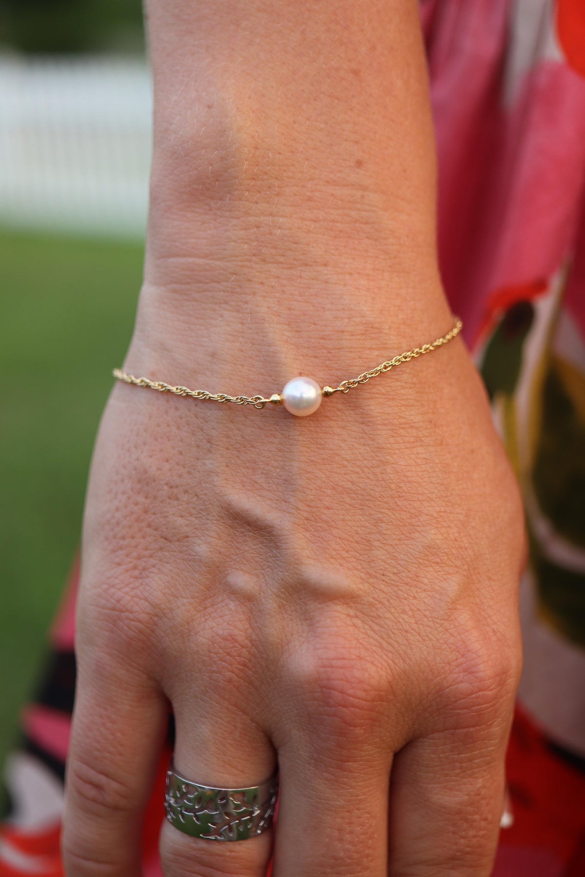 Mikimoto Bracelet. Vintage 18k Gold Mikimoto Pearl Station Bracelet Dainty.