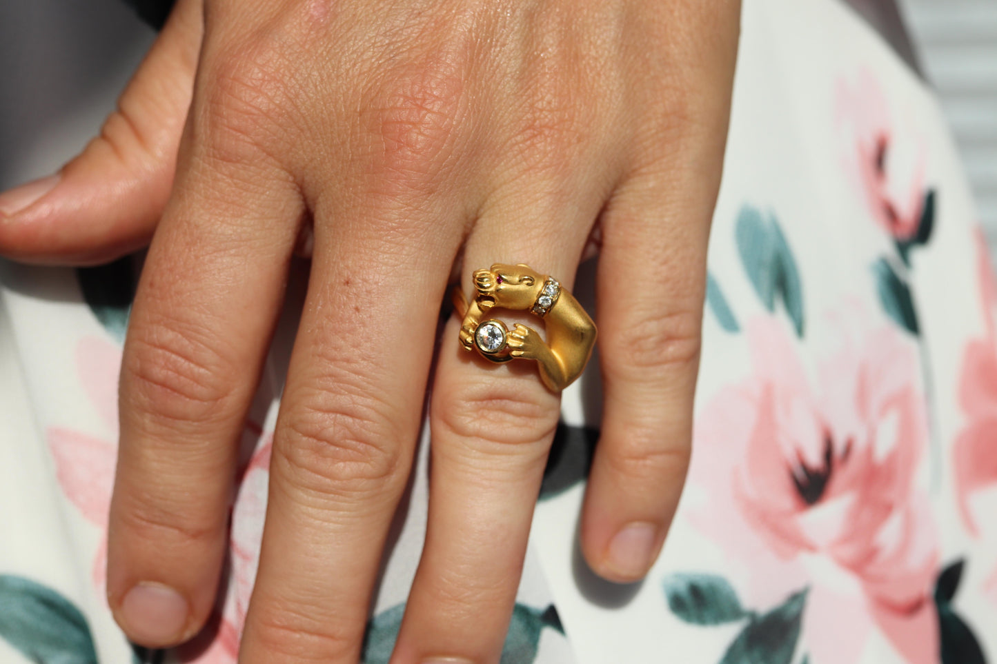 Carrera Y Carrera 18k Gold Panther Ring Ruby Eye & Diamonds. Leopard Pounce