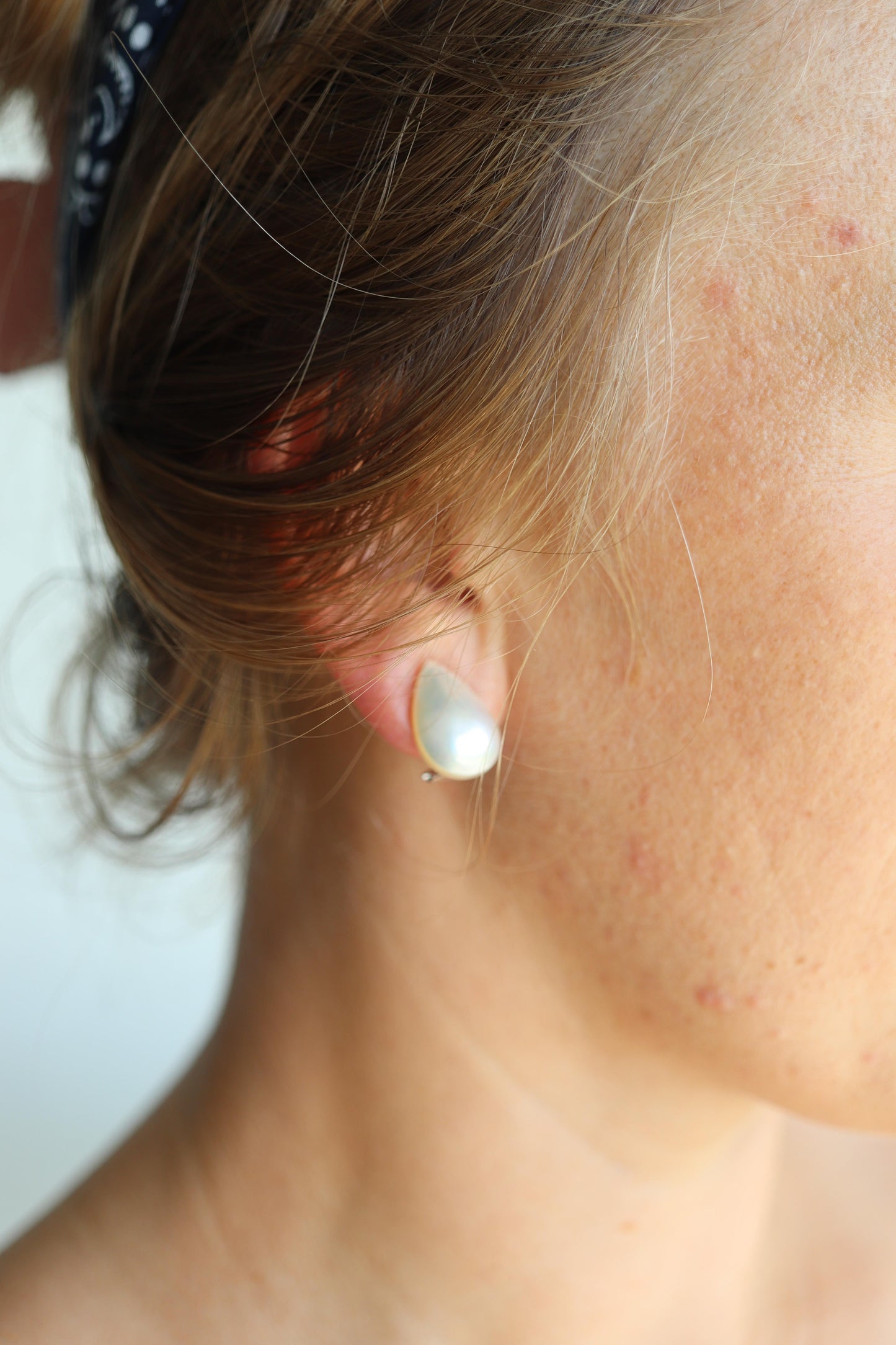 Large Mabe Pearl Earrings. 14k White Gold Clip On Un pierced Drop Pear MABE