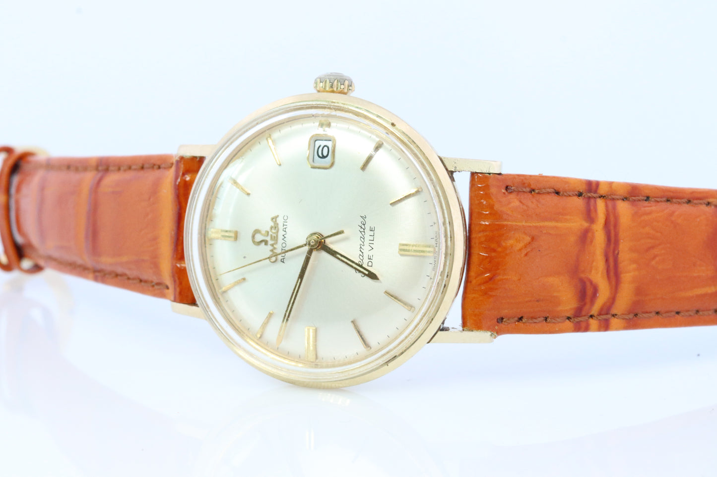 OMEGA Seamaster De Ville. 14k Yellow Gold Omega Automatic SEAMASTER DEVILLE. Mens Gold Watch. Date. (st368)
