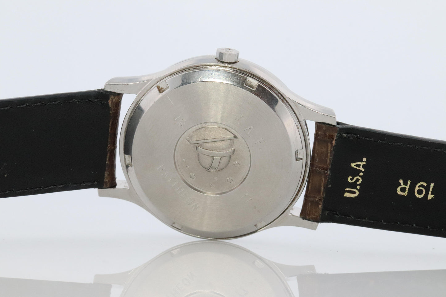 OMEGA Constellation Electronic. Mens Omega Watch F300 Constellation Chronometer