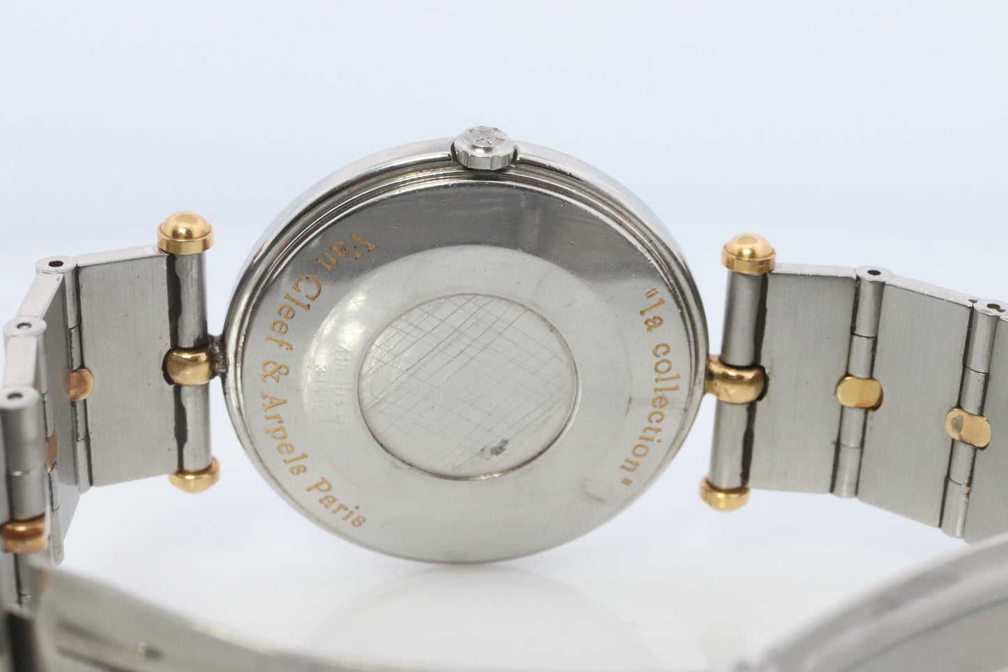 Van Cleef and Arpels 416 604 B4 watch. La Collection 18k SS Round 32mm Watch