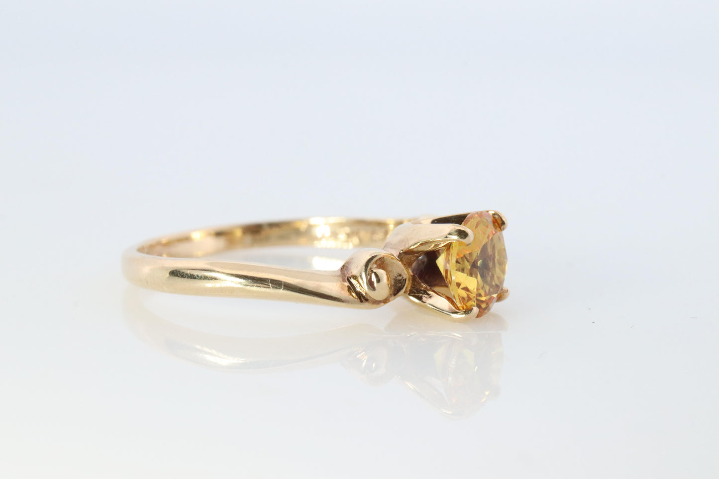 10k Round Sapphire YELLOW Sapphire ring. YELLOW SAPPHIRE solitaire ring.