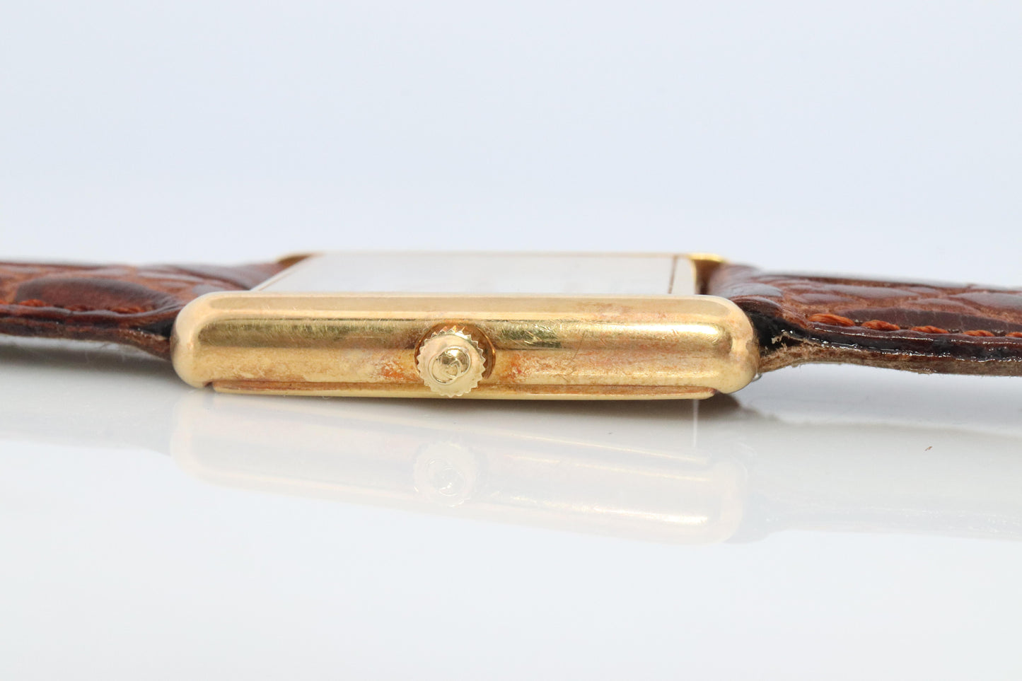 Vintage 18k Gucci Tank Watch. 18k Yellow Gold Gucci 710L Wrist Watch.