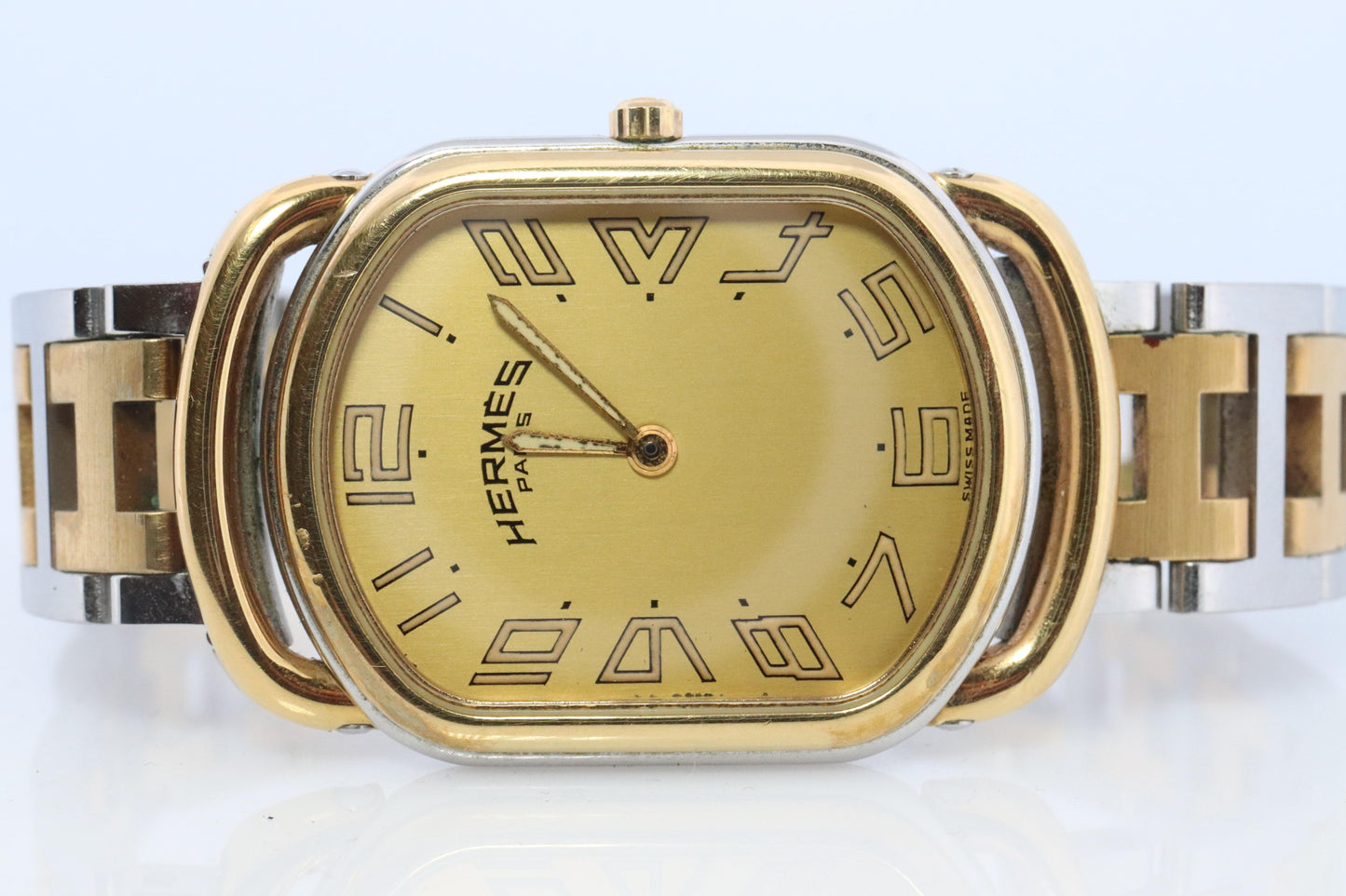 Genuine HERMES RALLYE XL Stainless Steel 25mm RA1.240 Quartz Watch Champagne.