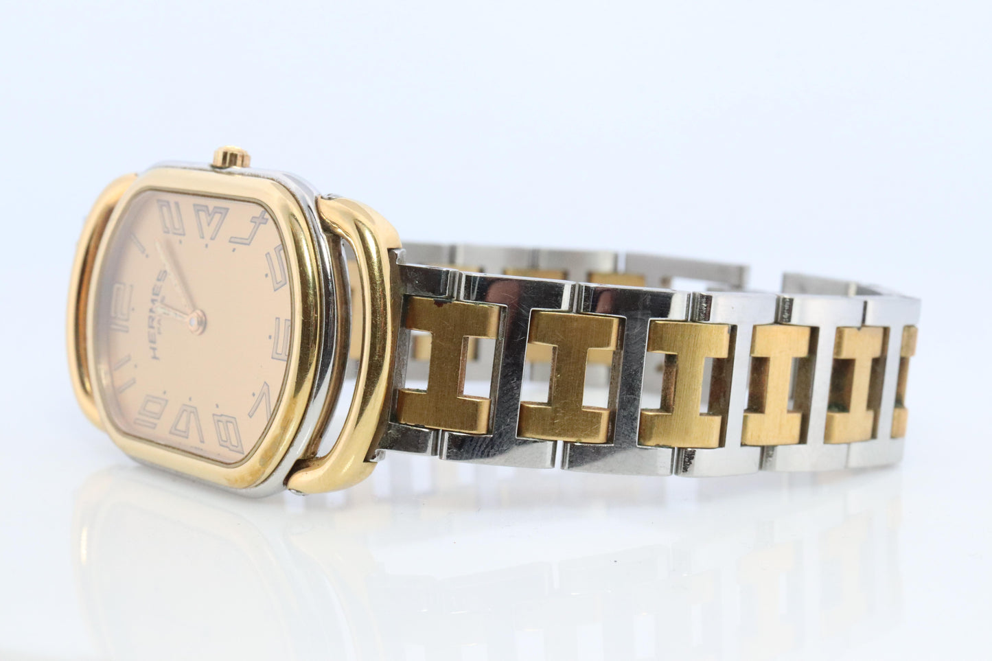 Genuine HERMES RALLYE XL Stainless Steel 25mm RA1.240 Quartz Watch Champagne.