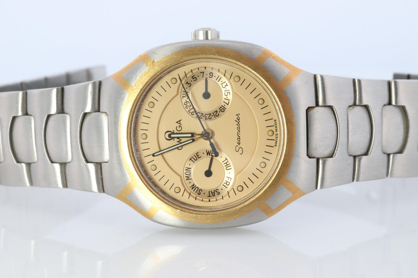 Omega Watch. Omega Seamaster Polaris Quartz Date Wristwatch. Mens Omega