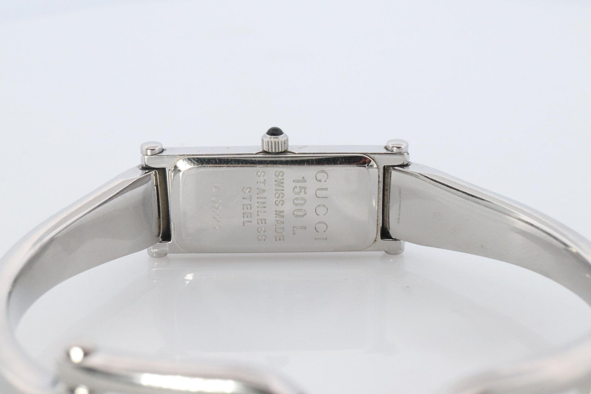 Vintage GUCCI 1500L Quartz Wrist Watch. Gucci Silver LOGO Diamond Bangle Watch