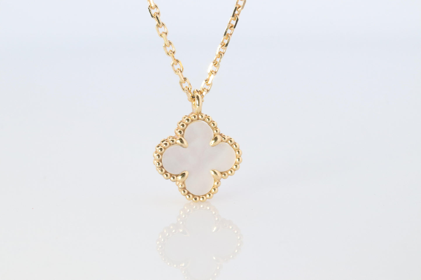 Van Cleef Arpels Alhambra Necklace . Genuine VCA 18k YG Mother of Pearl Pendant