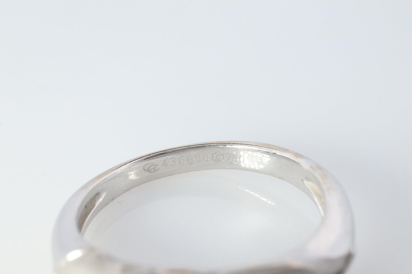 Carrera Y Carrera 18k Band. Carrera Y Carrera 750 White Gold Adam Ring.