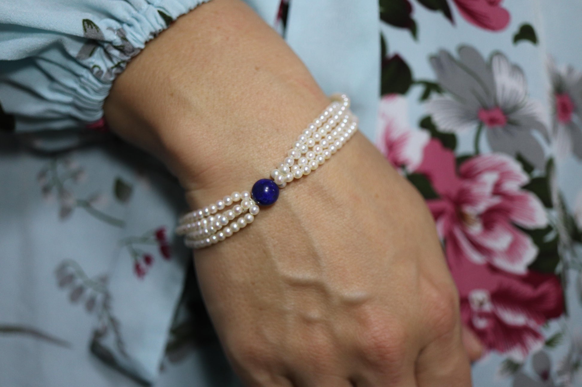 Mikimoto Bracelet. Vintage 14k Gold Mikimoto Pearl Strand Bracelet Lapis Lazuli.