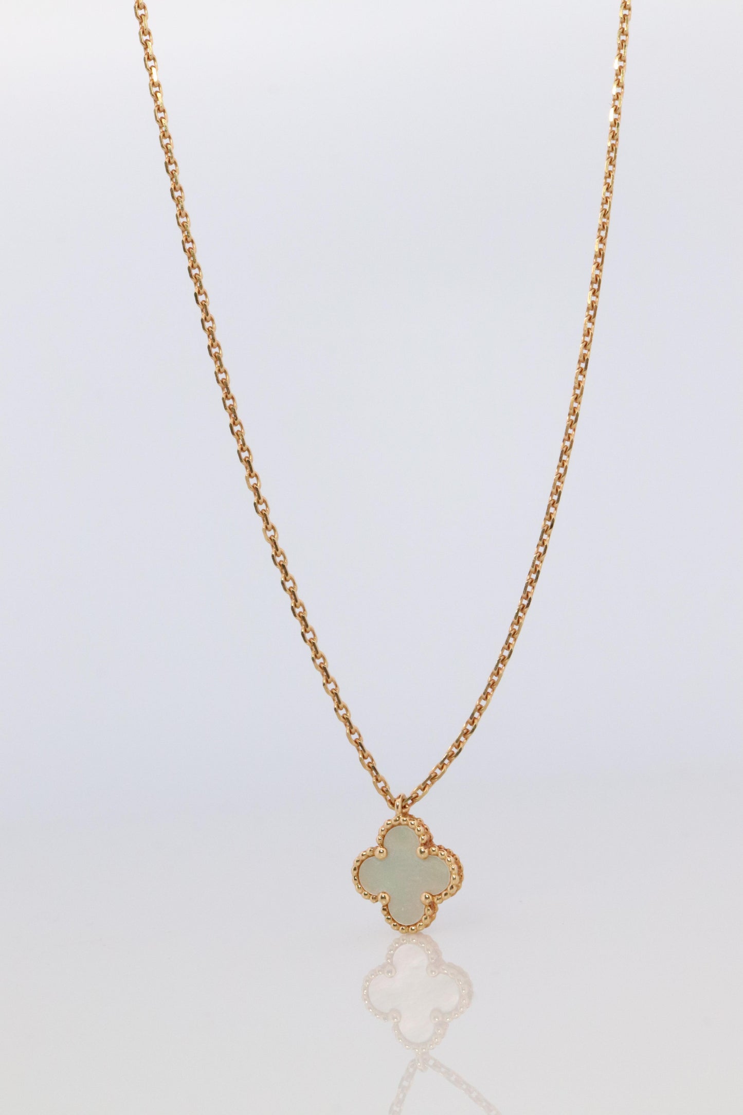 Van Cleef Arpels Alhambra Necklace . Genuine VCA 18k YG Sweet Shell Pendant
