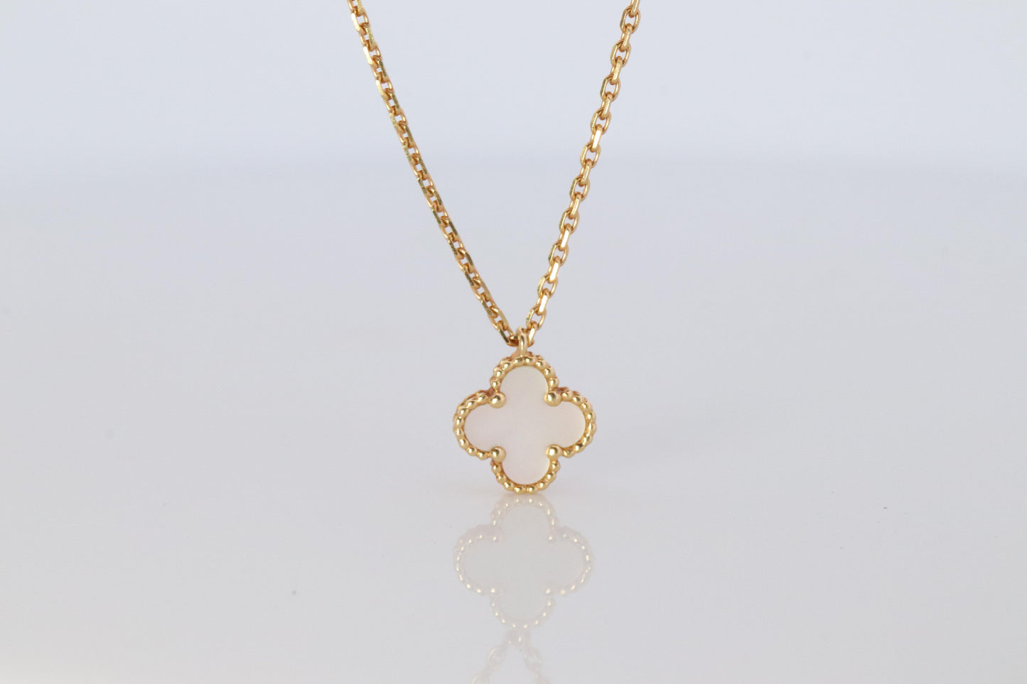 Van Cleef Arpels Alhambra Necklace . Genuine VCA 18k YG Sweet Shell Pendant